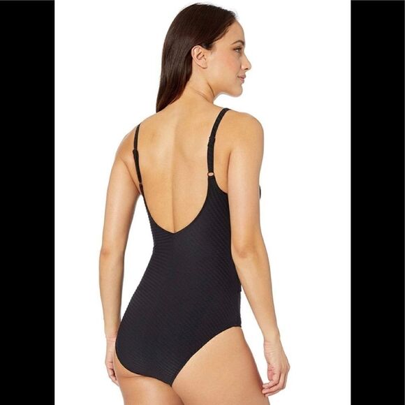 Profile by Gottex wrap front swimsuit. NWT - Picture 2 of 12